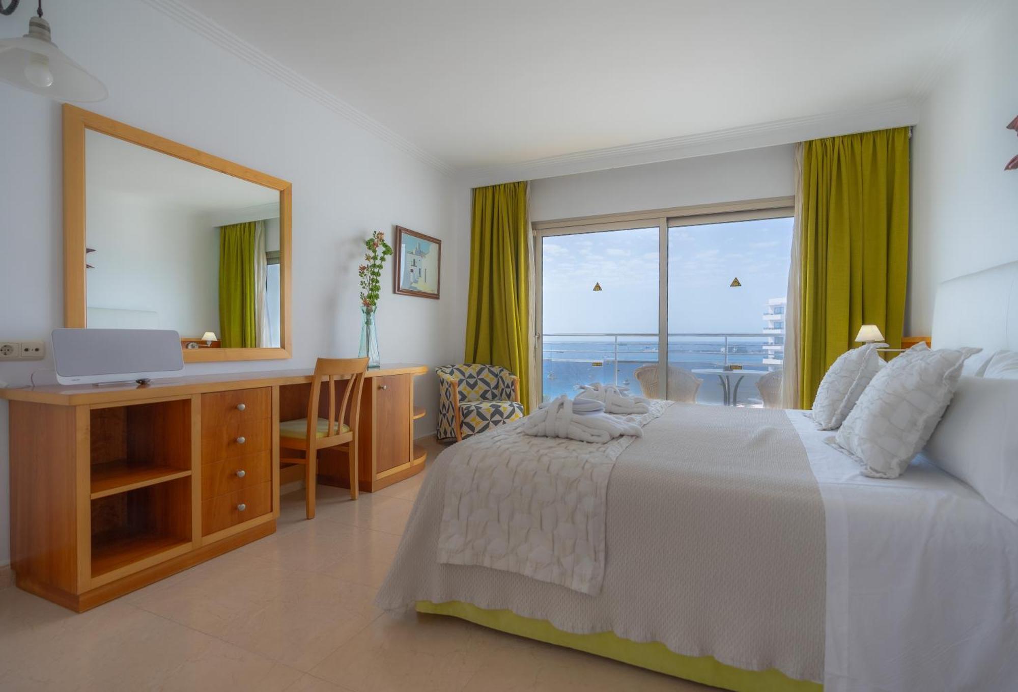 Sant Antoni de Portmany Bellamar Hotel Beach & Spa חדר תמונה